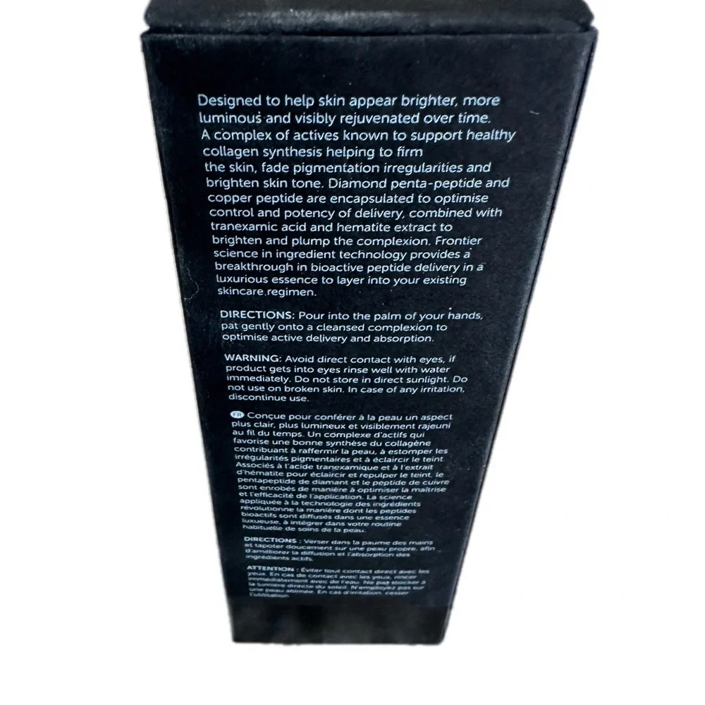 111SKIN‎ Black, diamond brightening essence- New